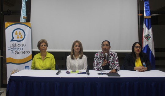 Taller sobre Sistemas Electorales a Mujeres Políticas