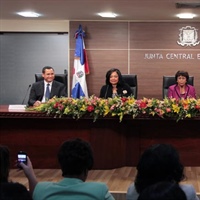 Magistrada Graciano de los Santos: “JCE crea mecanismos internos para combatir violencia intrafamiliar y agresiones.”