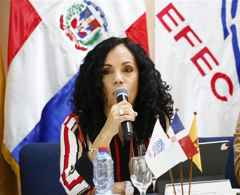 JCE realiza primera reunión de la Mesa Mujeres Políticas 2022