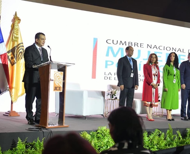 JCE concluye cumbre de mujeres con manifiesto que reafirma compromiso con la democracia política paritaria